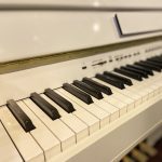 پیانو یاماها P125 کابین شده طرح آکوستیک